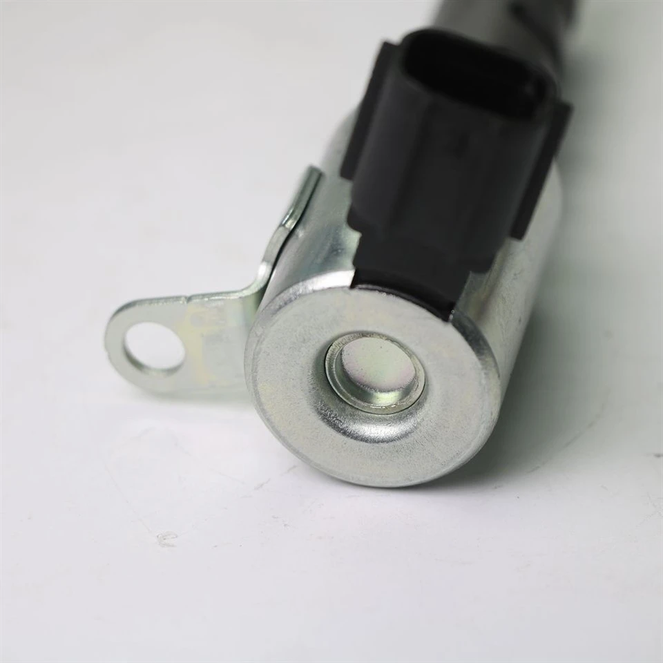 Oil Control Valve VVT Oil Control Valve VVT Solenoid 15330-20010 15330-20011 15330-0A010 high quality